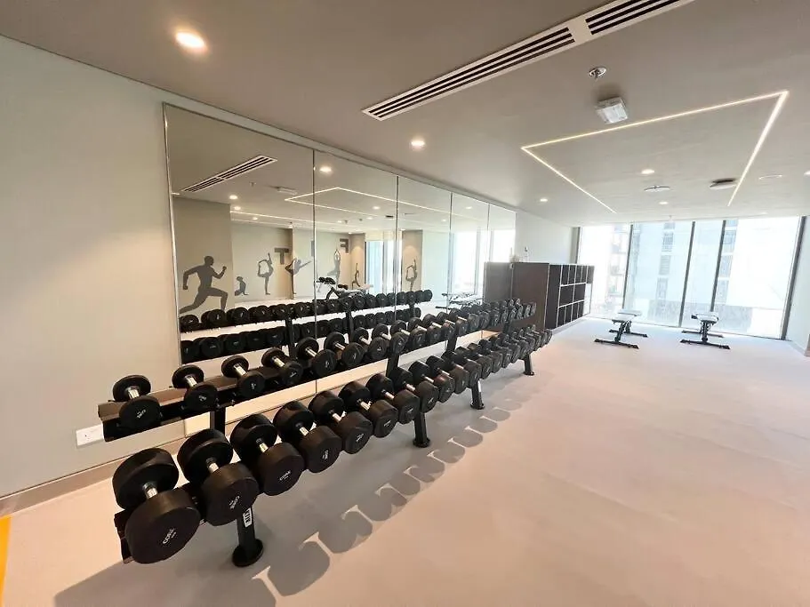 Stylish 1 Bedroom High Floor In Creek Edge Dubai Lejlighed