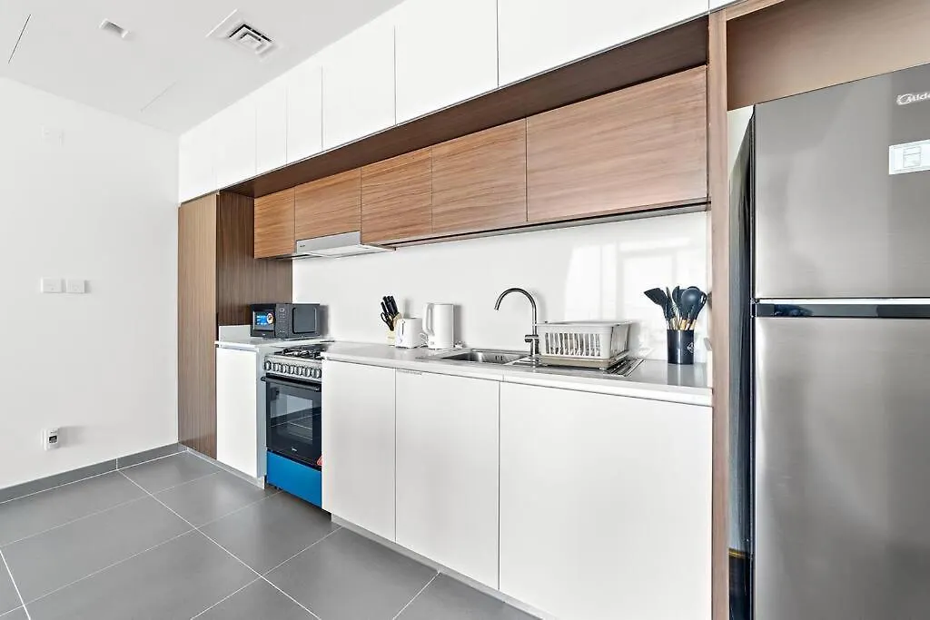 Stylish 1 Bedroom High Floor In Creek Edge Dubai 0*,