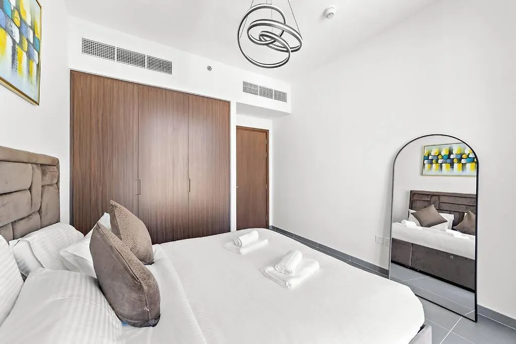 Stylish 1 Bedroom High Floor In Creek Edge Dubai