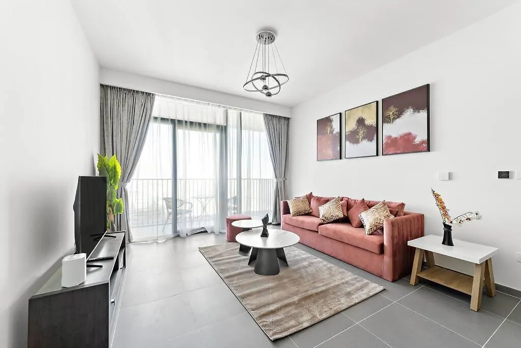 Stylish 1 Bedroom High Floor In Creek Edge Dubai Lejlighed