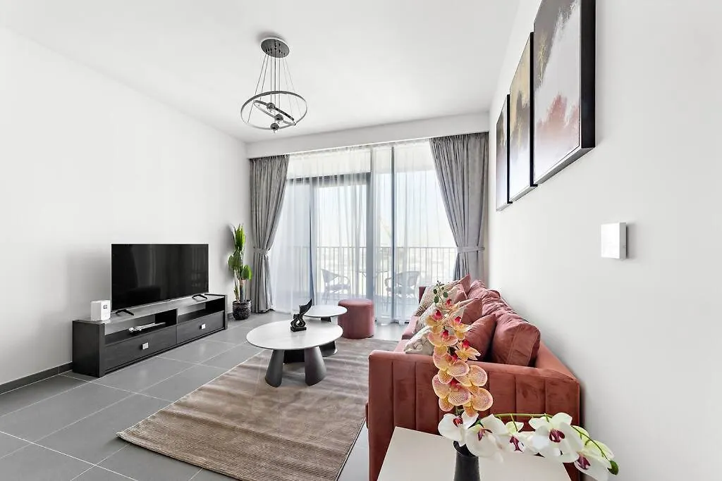 Stylish 1 Bedroom High Floor In Creek Edge Dubai